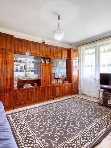 Червоної Калини просп., 75