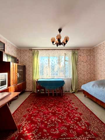 Героїв України просп. (Героїв Сталінграду), 17