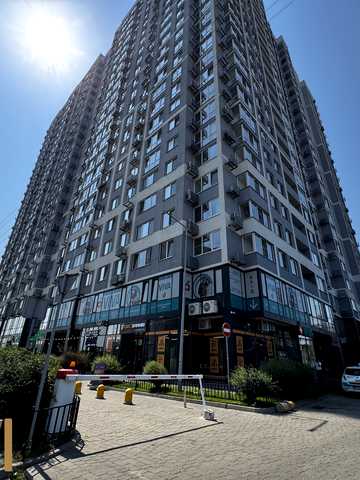 Ревуцького вул., 40-Б