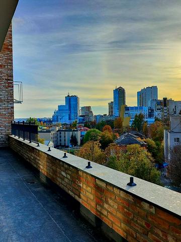 Дмитра Донцова вул. (Дмитра Донського), 8