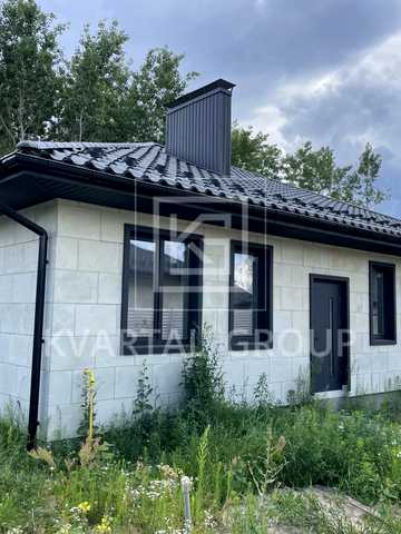 вул.Успішна, 35