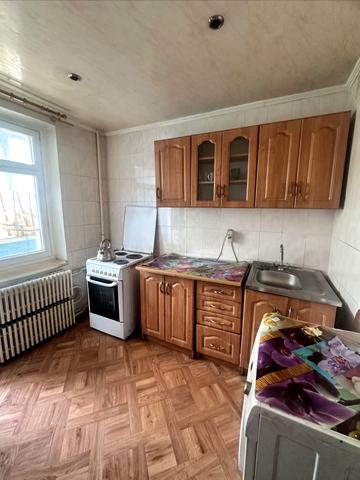 Добровольців пров., 4
