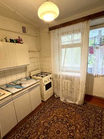 Соборна вул., 321