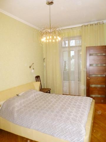 Дарвіна вул., 8