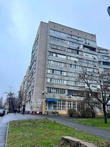 Героїв просп., 23