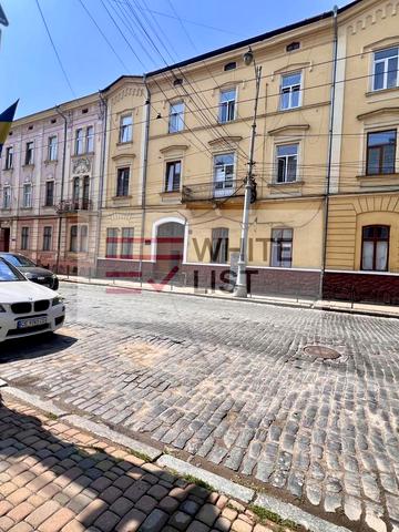 Головна вул., 52