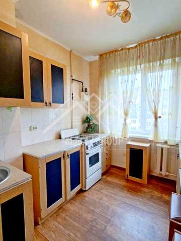 Сонячний мікрорайон вул., 35