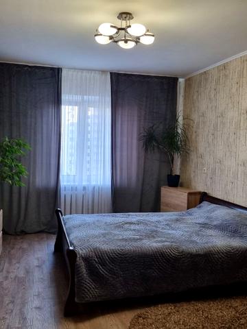 Драгоманова вул., 1-Г