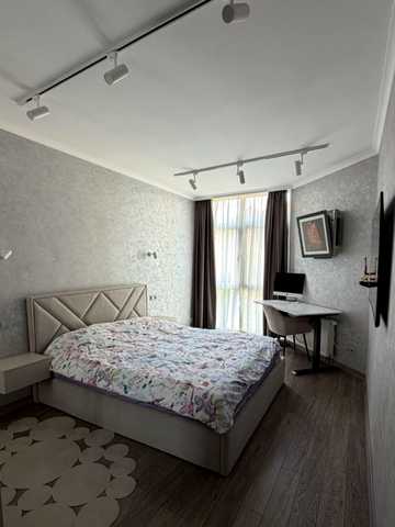 Регенераторна вул., 4к2