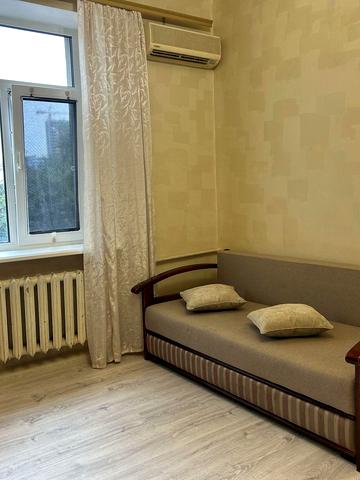Звіринецька вул., 63