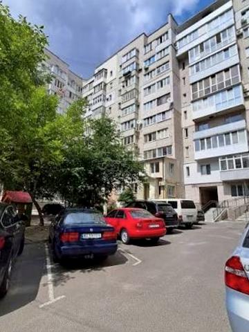 Родіона Скалецького вул., 40а