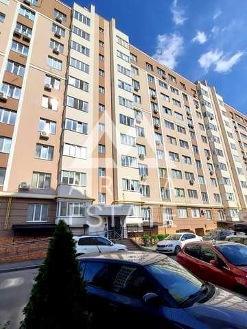Приозерний бульв., 3