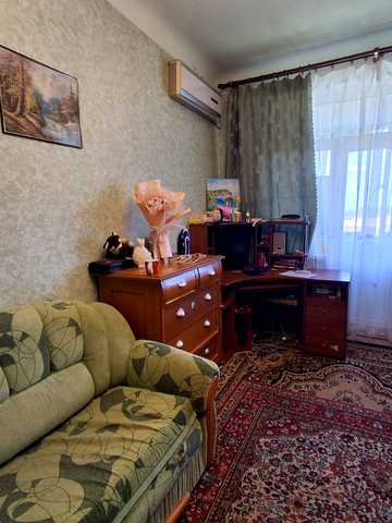 Відродження просп. (Аношкіна), 8