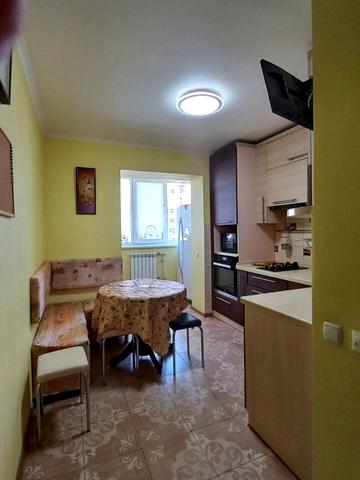 Червоної Калини просп. (Володимира Маяковського), 65
