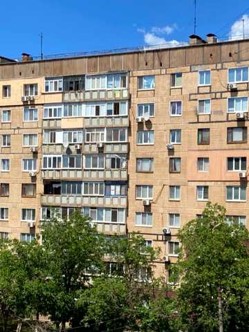 200-річчя Кривого Рогу просп., 2