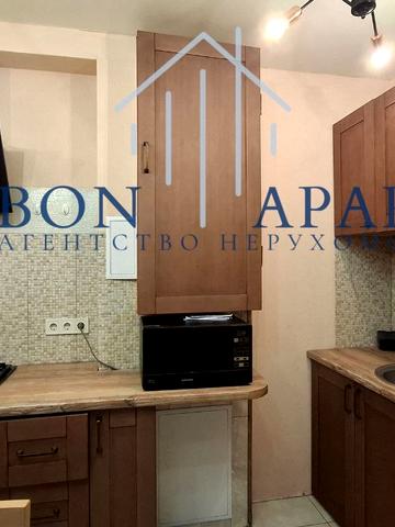 Григорія Сковороди вул., 11/3