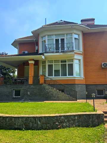 Панаса Мирного вул., 9