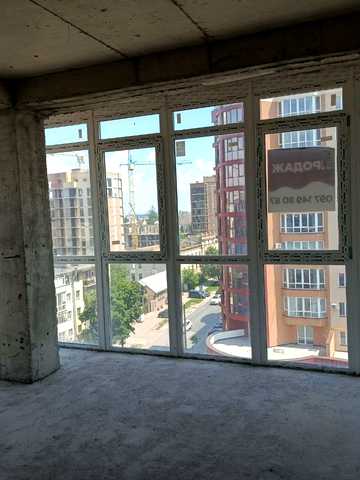 Героїв Майдану вул. (Червоноармійська), 150
