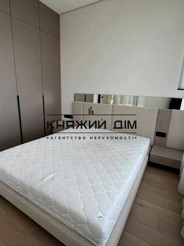 Ґарета Джонса вул. (Сім'ї Хохлових), 12