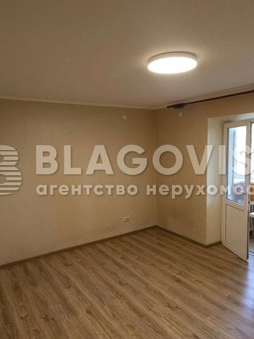 Карела Чапека вул. (Юліуса Фучика), 15