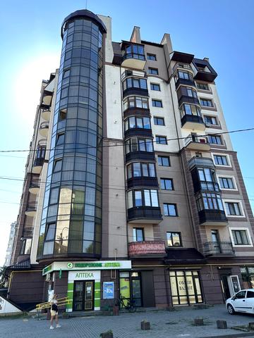 Тичини вул., 65