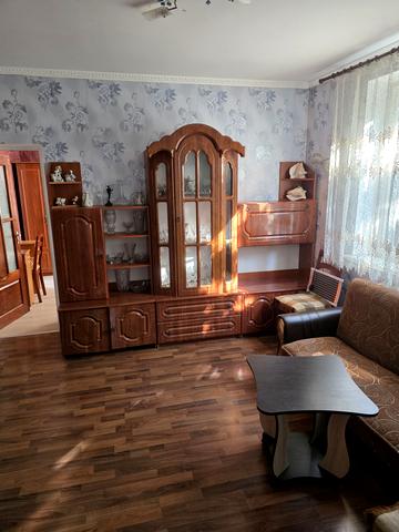 Юхима Геллера вул. (Жовтневої Революції), 33