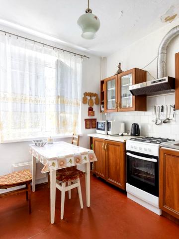 Червоної Калини просп., 75