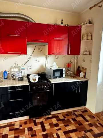 Боровиковського бульв., 5