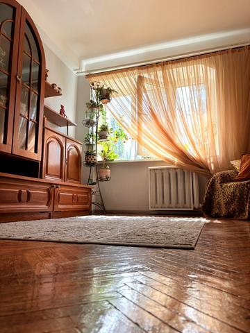 Лесі Українки бульв., 28