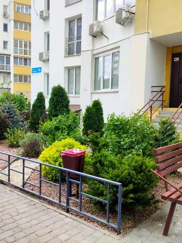 Іскринський пров., 19б