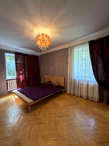 Сергія Берегового вул. (Мартиросяна), 23