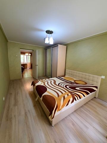Донецька вул., 53