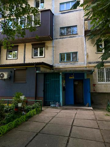 Космонавта Поповича вул. (Космонавта Волкова), 12