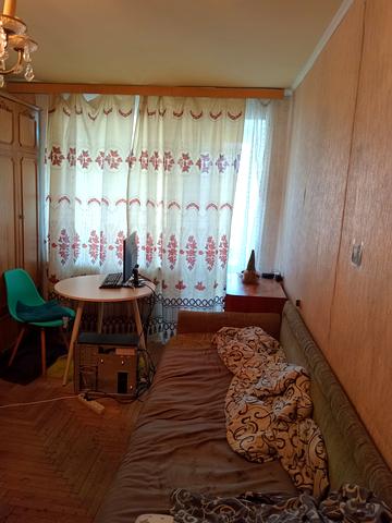 Братів Дужих вул. (Володимира Комарова), 2