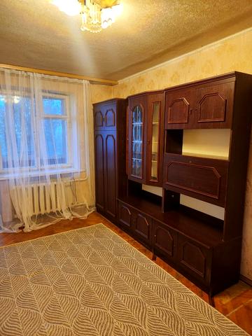 Здолбунівська вул., 1
