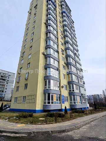 Яни Червоної вул., 11а