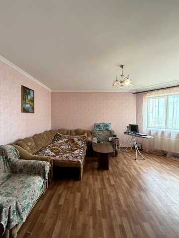Грушевського вул., 21