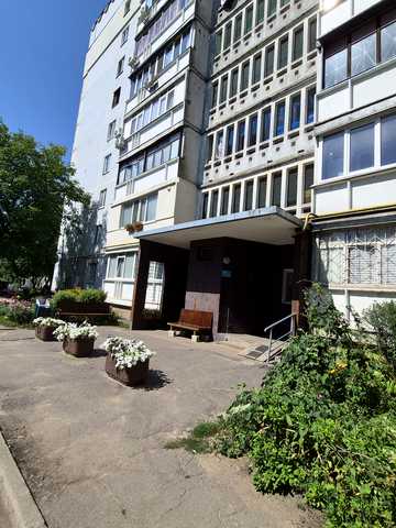 Плиткова вул., 65а