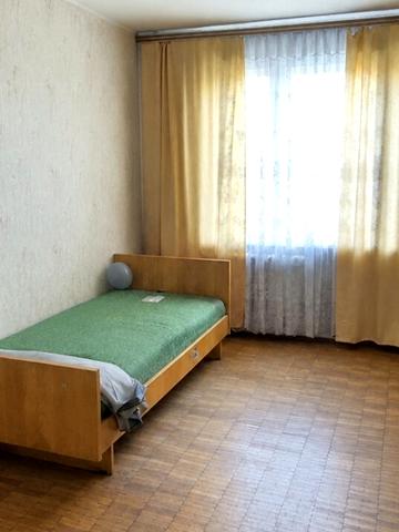 Євгена Коновальця вул., 10
