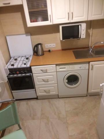 Європейська вул. (Новгородська), 10