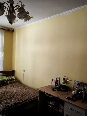 Євгена Чикаленка вул., 77