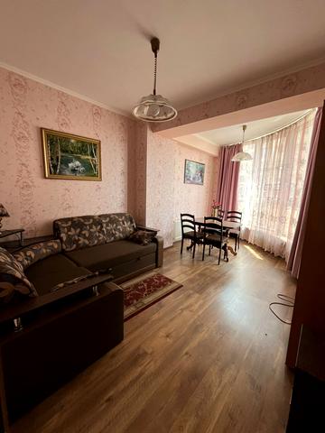 Незалежності вул. (Армійська), 8Б