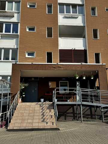 Милославська вул., 16