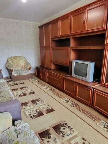 Старобілоуська вул., 33