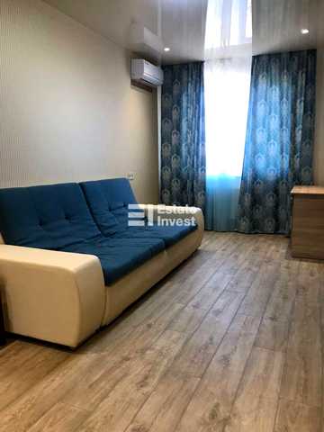 Миру вул., 61