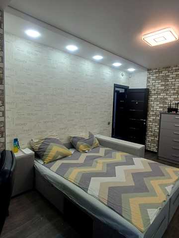 Миру вул., 55