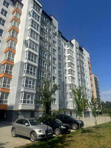 Хіміків вул., 43