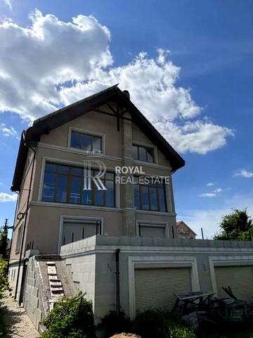 Дачна вул. (Бориса Гаріна)