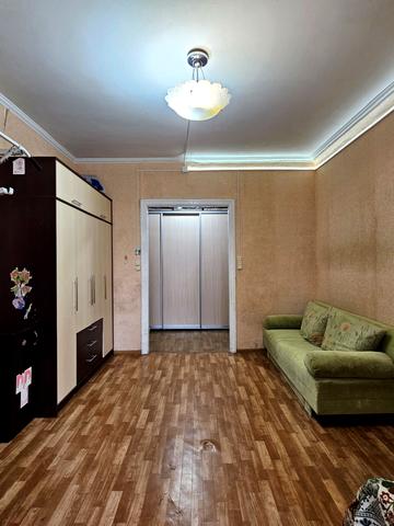 Пастера вул., 12