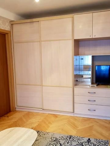 Лесі Українки бульв., 9